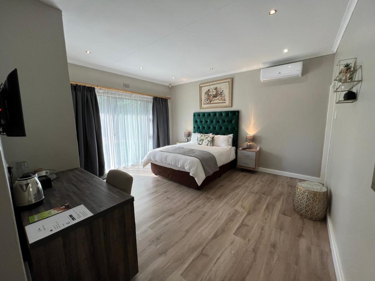 Le'Ciara Luxury Guest House Johannesburg Exterior photo