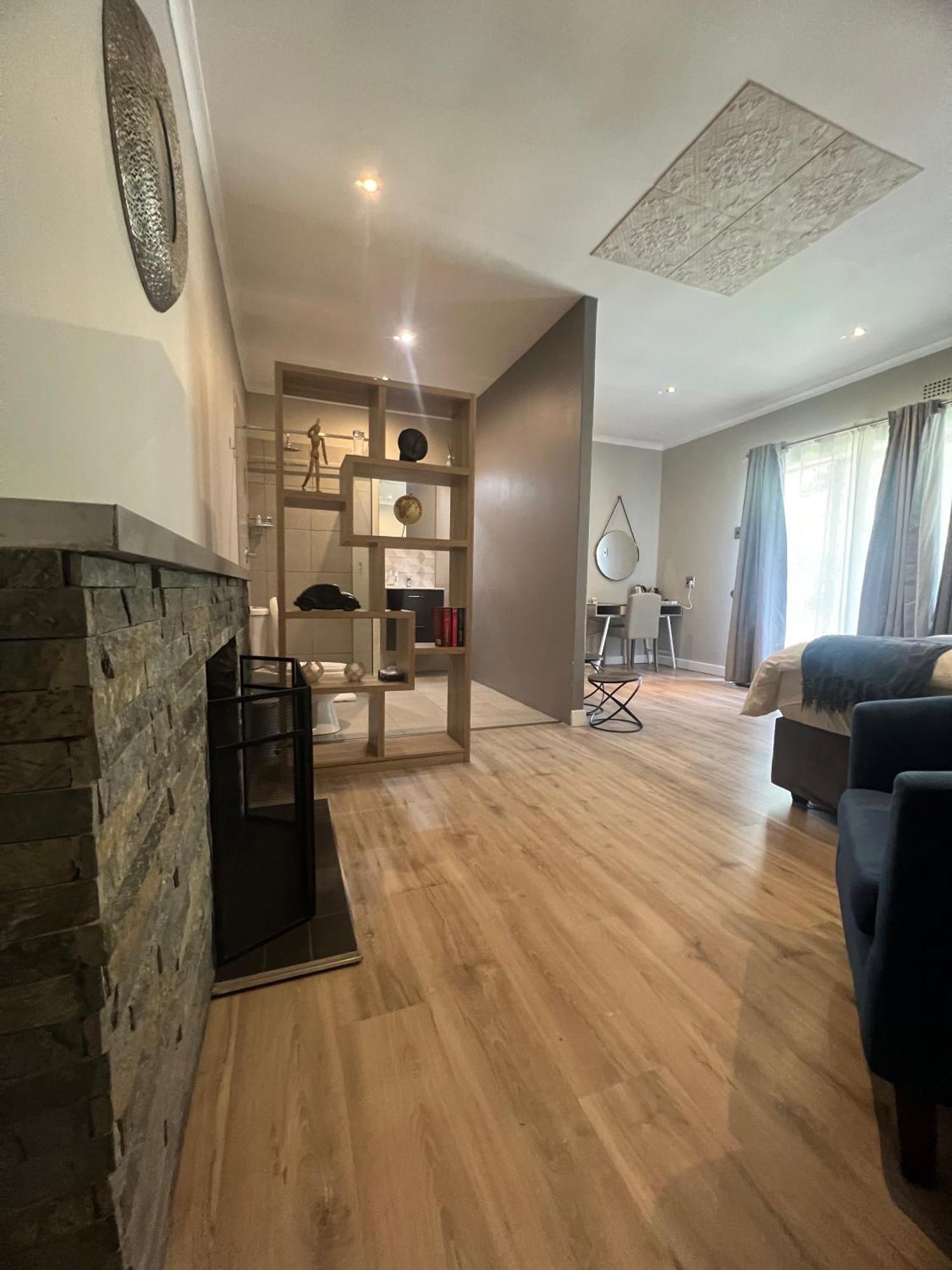 Le'Ciara Luxury Guest House Johannesburg Exterior photo